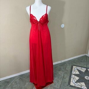 Frederick's of Hollywood Sz M Red Lace Sissy Chemise Gown Sexy Sleep Honeymoon